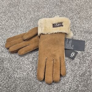 UGG Women's Brown Shearling Mittens